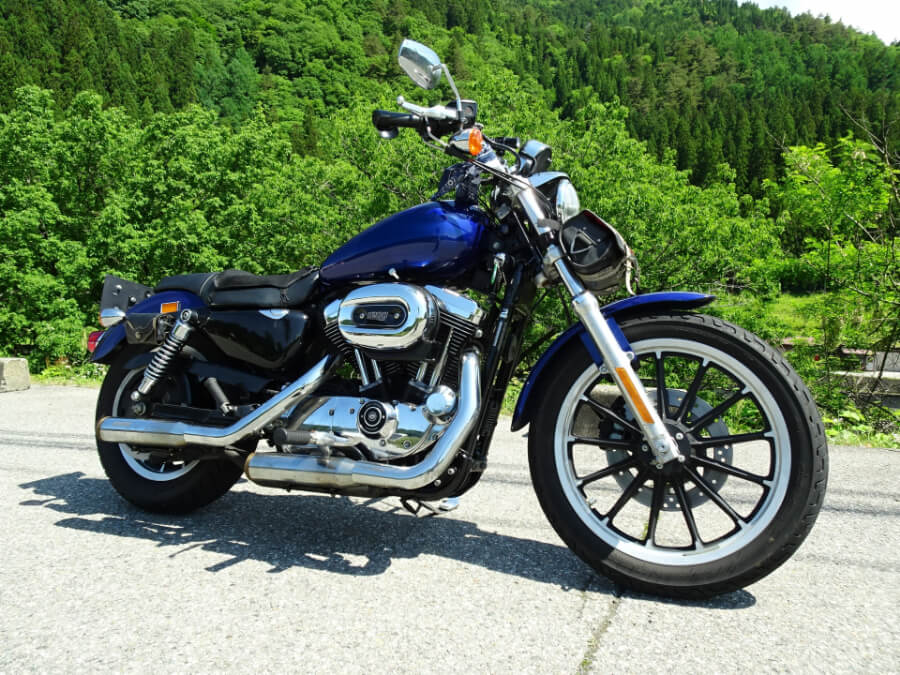 スポーツスター